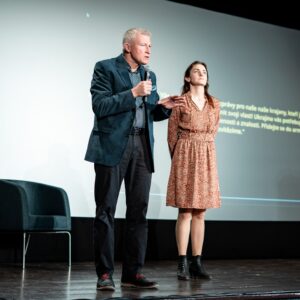 Marek Orko Vácha a Sarah Haváčová – Fenomén cestování a poutnictví: Nečekat