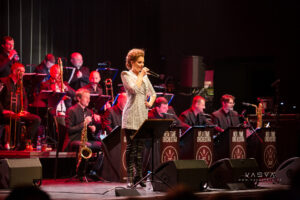 Hana Holišová & New Time Orchestra